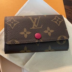 Louis Vuitton 6 Keyholder Fuchsia NWT